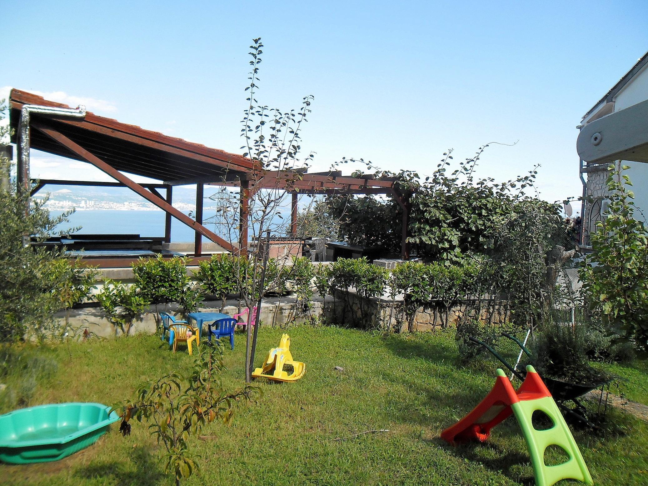Apartments Kestenovi Dvori Opatija Exterior photo