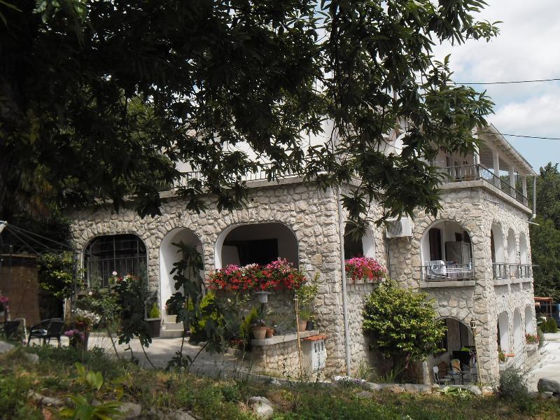 Apartments Kestenovi Dvori Opatija Exterior photo